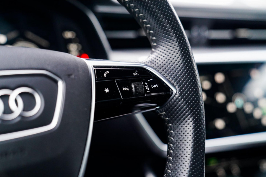 Audi A6 Avant 55 TFSI e quattro Competition | Pano | Trekhaak | 2x S-Line | Achteruitrijcamera