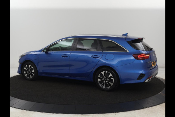 Kia Ceed 1.6 GDI PHEV DynamicPlusLine | Trekhaak | Stoel & stuurverwarming | Adaptive cruise | Camera | Carplay | Half leder | Keyless | Full LED | Climate control