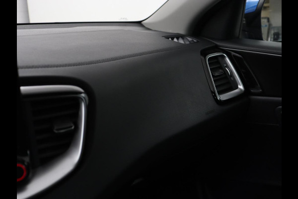 Kia Ceed 1.6 GDI PHEV DynamicPlusLine | Trekhaak | Stoel & stuurverwarming | Adaptive cruise | Camera | Carplay | Half leder | Keyless | Full LED | Climate control