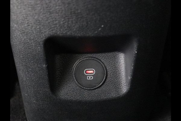 Kia Ceed 1.6 GDI PHEV DynamicPlusLine | Trekhaak | Stoel & stuurverwarming | Adaptive cruise | Camera | Carplay | Half leder | Keyless | Full LED | Climate control