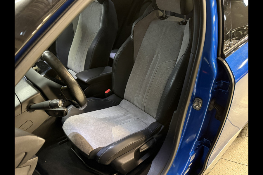 Peugeot e-2008 EV GT 50 kWh | Camera | Andriod Auto | Stoelverwarming