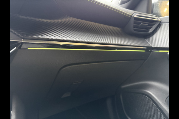Peugeot e-2008 EV GT 50 kWh | Camera | Andriod Auto | Stoelverwarming