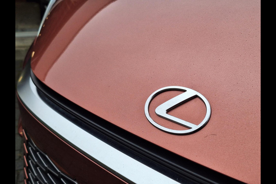 Lexus LBX 1.5 Comfort & Safety Pack | Dodehoekherkenning, Parkeersensoren, Keyless, Stoelverwarming, Sonnic Copper