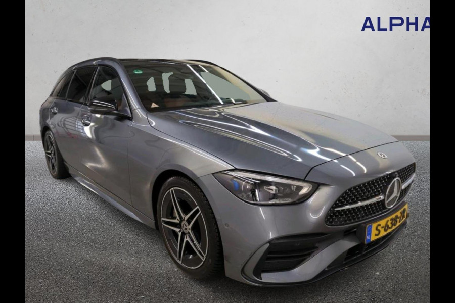 Mercedes-Benz C-Klasse Estate 180 AMG Line Full Options NL Auto (€ 69.167 New!) Panoramadak Burmester Audio Achterasbesturing Digital LED Koplamp Ambiente Premium Plus Pack Leder HUD Display Night Pack