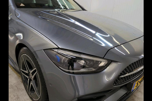 Mercedes-Benz C-Klasse Estate 180 AMG Line Full Options NL Auto (€ 69.167 New!) Panoramadak Burmester Audio Achterasbesturing Digital LED Koplamp Ambiente Premium Plus Pack Leder HUD Display Night Pack