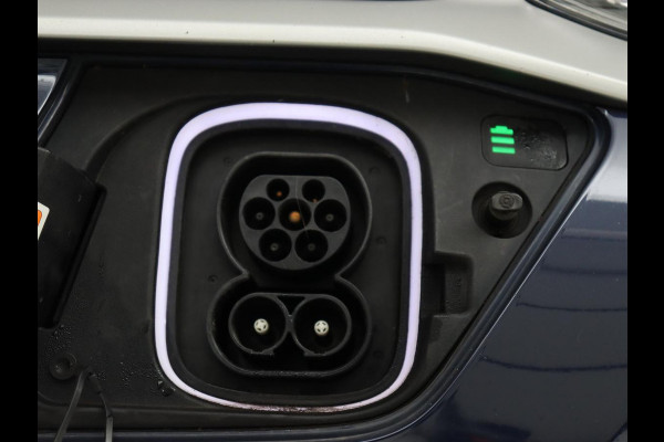 Hyundai Kona EV Fashion 64 kWh | 3-Fase | SOH 100% | Head-Up | Adaptive cruise | Carplay | Warmtepomp | Camera | Krell Audio | Navigatie | Parkeerhulp