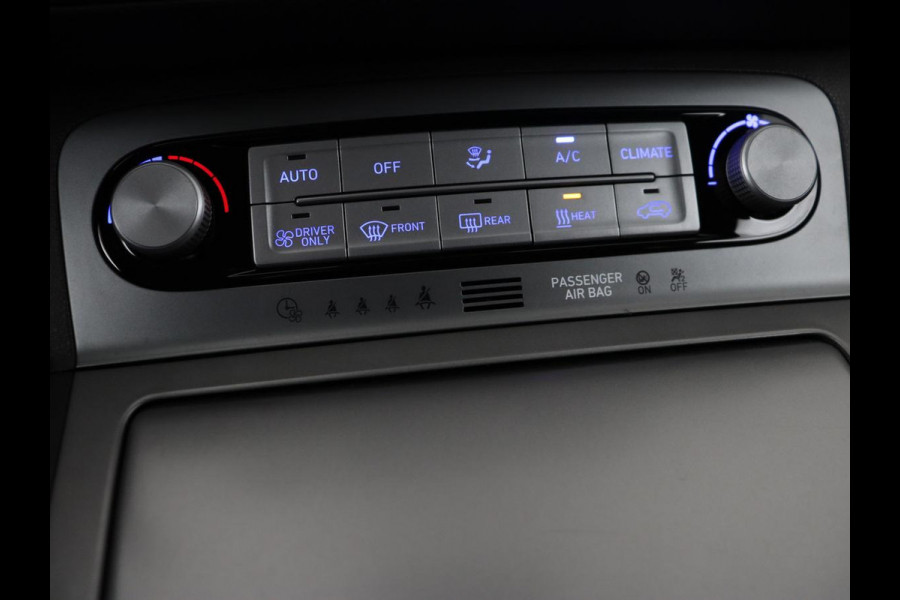 Hyundai Kona EV Fashion 64 kWh | 3-Fase | SOH 100% | Head-Up | Adaptive cruise | Carplay | Warmtepomp | Camera | Krell Audio | Navigatie | Parkeerhulp