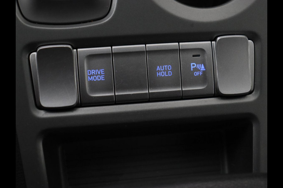 Hyundai Kona EV Fashion 64 kWh | 3-Fase | SOH 100% | Head-Up | Adaptive cruise | Carplay | Warmtepomp | Camera | Krell Audio | Navigatie | Parkeerhulp