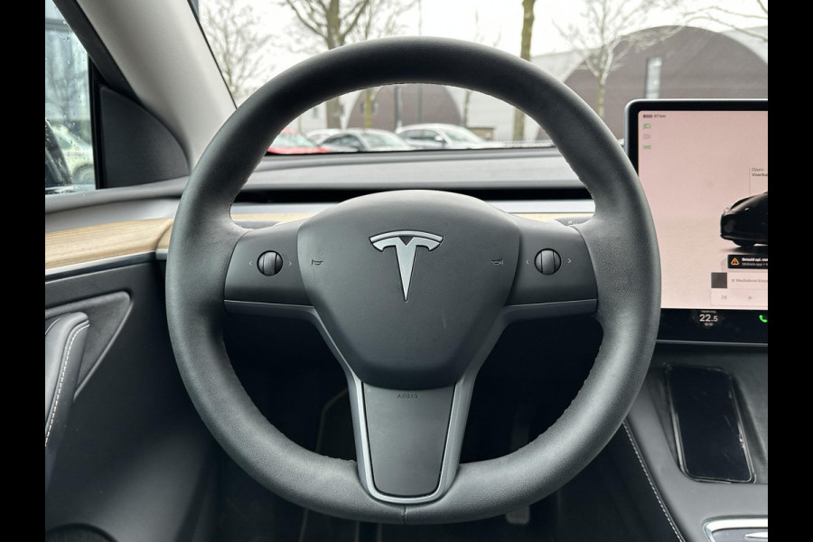 Tesla Model Y Long Range AWD 75 kWh SOH 95% | AUTOPILOT|  VOLLEDIGE TESLA GARANTIE T/M 08/2026 OF 80.000KM| DE HOOGVOLTACCU EN AANDRIJFLIJN TOT 2030 of 192.000KM | 20 INCH!|
