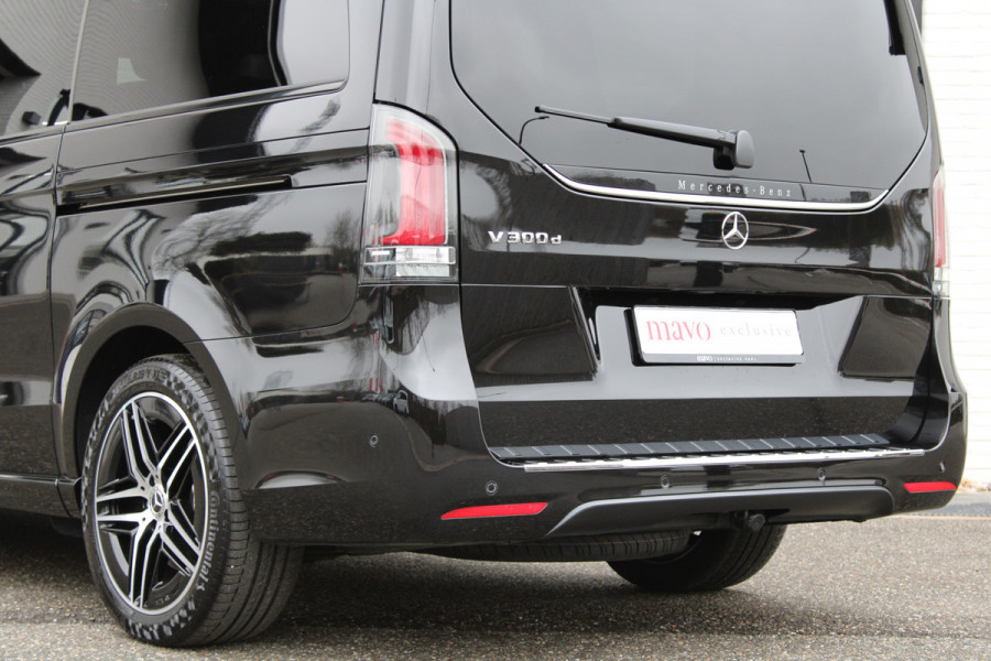 Mercedes-Benz V-Klasse 300d / DC / AMG / Luchtvering / Panorama / 360 Cam / 2x Elec Schuifd / Burmester / Vol Opties / NIEUW!!