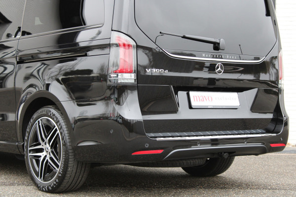 Mercedes-Benz V-Klasse 300d / DC / AMG / Luchtvering / Panorama / 360 Cam / 2x Elec Schuifd / Burmester / Vol Opties / NIEUW!!