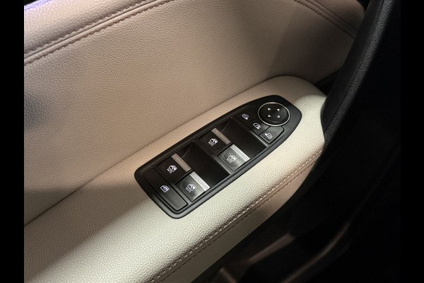 Renault Captur 1.6 E-Tech Plug-in Hybrid 160 Initiale Paris | 360 Camera | Panoramadak