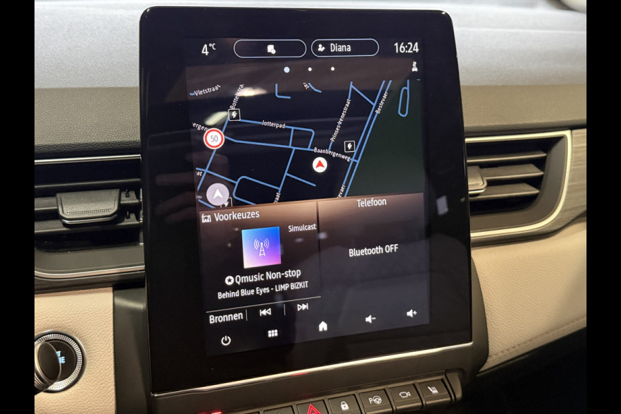 Renault Captur 1.6 E-Tech Plug-in Hybrid 160 Initiale Paris | 360 Camera | Panoramadak