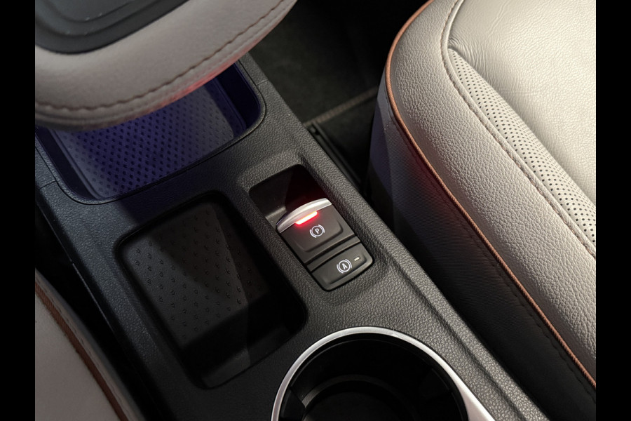 Renault Captur 1.6 E-Tech Plug-in Hybrid 160 Initiale Paris | 360 Camera | Panoramadak