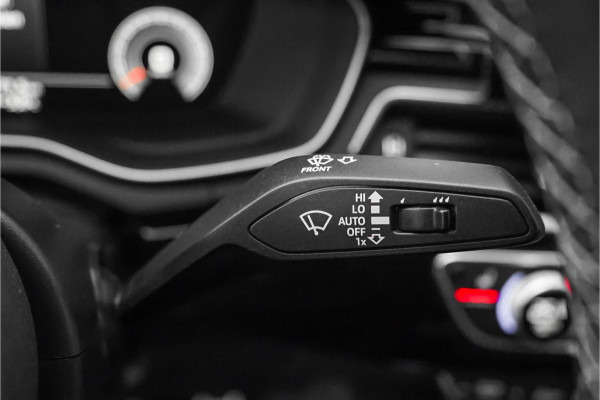 Audi A5 Sportback 35 TFSI S Edition Competition Pano Matrix Zwart Optiek 19"