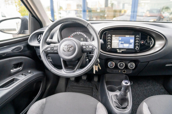 Toyota Aygo X 1.0 VVT-i MT Play|Prijs rijklaar incl. 12 mnd garantie|Camera Carplay/Android auto DAB Bluetooth