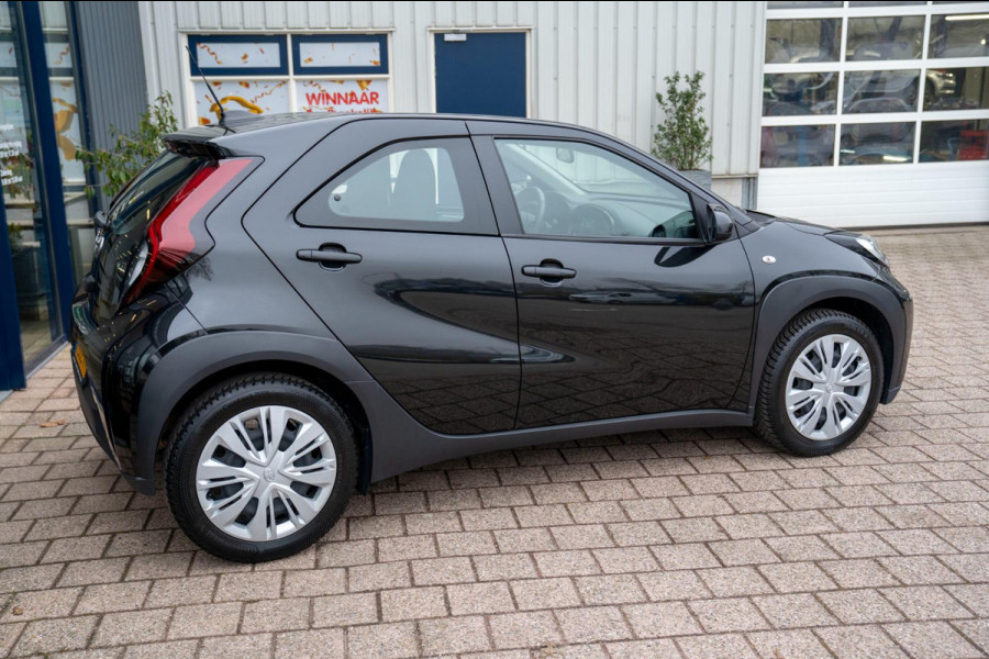 Toyota Aygo X 1.0 VVT-i MT Play|Prijs rijklaar incl. 12 mnd garantie|Camera Carplay/Android auto DAB Bluetooth