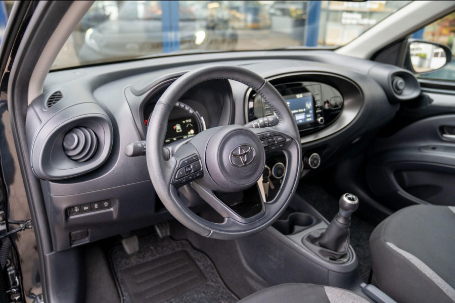Toyota Aygo X 1.0 VVT-i MT Play|Prijs rijklaar incl. 12 mnd garantie|Camera Carplay/Android auto DAB Bluetooth