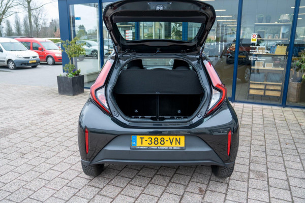 Toyota Aygo X 1.0 VVT-i MT Play|Prijs rijklaar incl. 12 mnd garantie|Camera Carplay/Android auto DAB Bluetooth