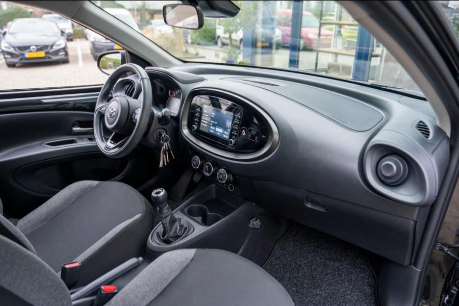 Toyota Aygo X 1.0 VVT-i MT Play|Prijs rijklaar incl. 12 mnd garantie|Camera Carplay/Android auto DAB Bluetooth