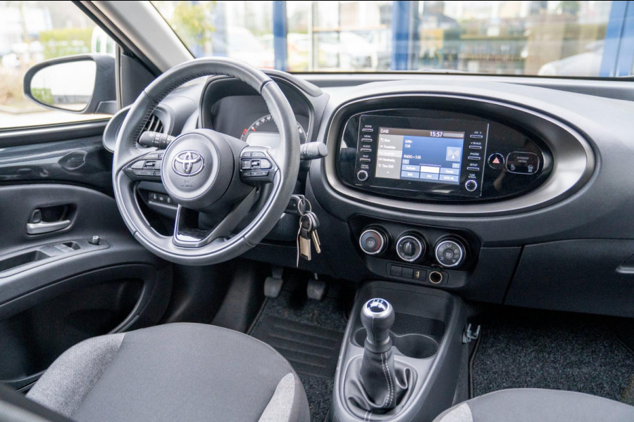 Toyota Aygo X 1.0 VVT-i MT Play|Prijs rijklaar incl. 12 mnd garantie|Camera Carplay/Android auto DAB Bluetooth