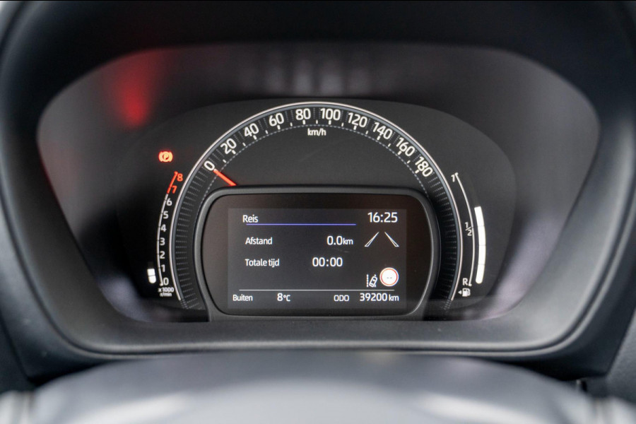Toyota Aygo X 1.0 VVT-i MT Play|Prijs rijklaar incl. 12 mnd garantie|Camera Carplay/Android auto DAB Bluetooth