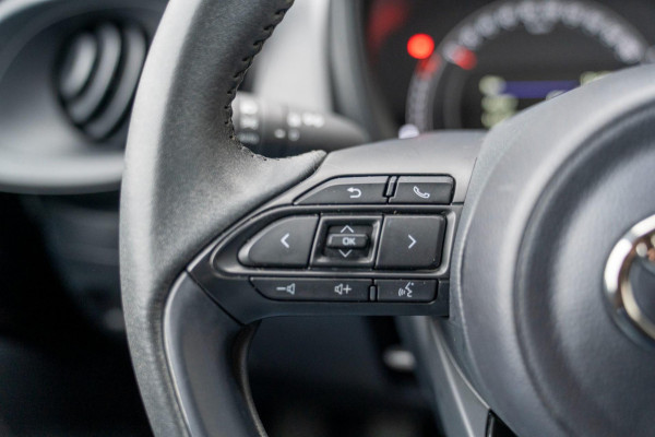 Toyota Aygo X 1.0 VVT-i MT Play|Prijs rijklaar incl. 12 mnd garantie|Camera Carplay/Android auto DAB Bluetooth