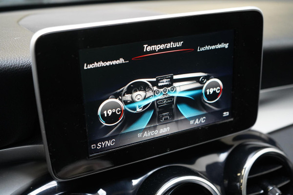 Mercedes-Benz C-Klasse 250 Premium Plus | Panoramadak | Navigatie | Stoelverwarming | Parkeersensoren