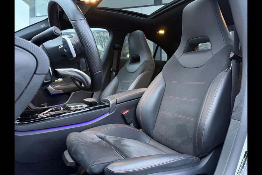 Mercedes-Benz CLA-Klasse 200 Aut AMG Sport Edition | Panorama | Trekhaak | Memory | Apple Carplay |