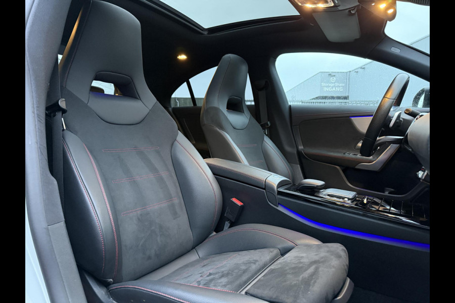 Mercedes-Benz CLA-Klasse 200 Aut AMG Sport Edition | Panorama | Trekhaak | Memory | Apple Carplay |