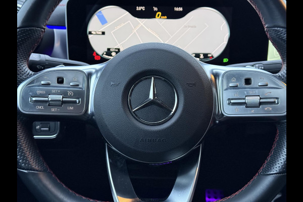 Mercedes-Benz CLA-Klasse 200 Aut AMG Sport Edition | Panorama | Trekhaak | Memory | Apple Carplay |