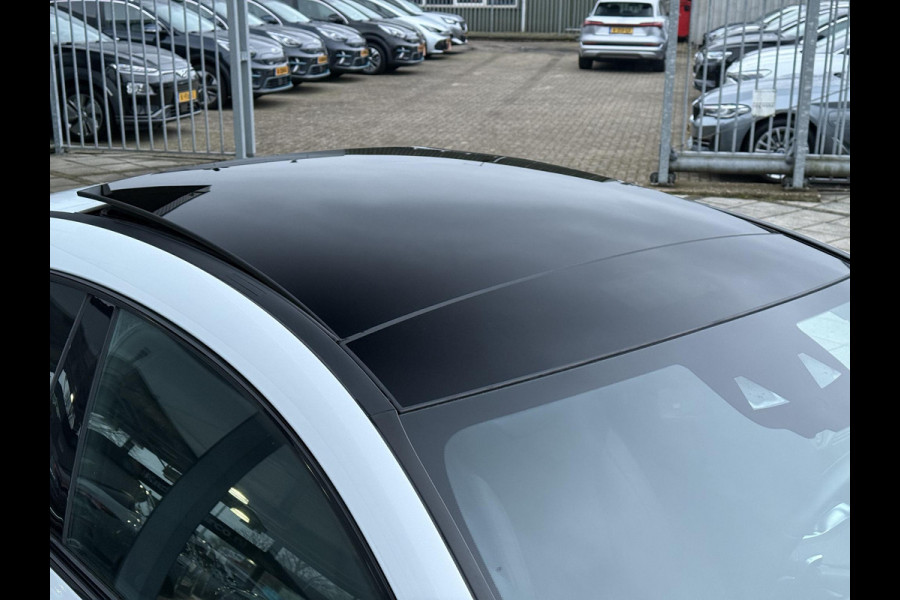 Mercedes-Benz CLA-Klasse 200 Aut AMG Sport Edition | Panorama | Trekhaak | Memory | Apple Carplay |