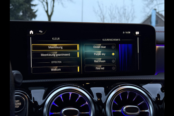 Mercedes-Benz CLA-Klasse 200 Aut AMG Sport Edition | Panorama | Trekhaak | Memory | Apple Carplay |
