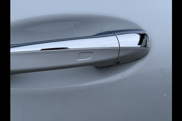 Mercedes-Benz CLA-Klasse 200 Aut AMG Sport Edition | Panorama | Trekhaak | Memory | Apple Carplay |