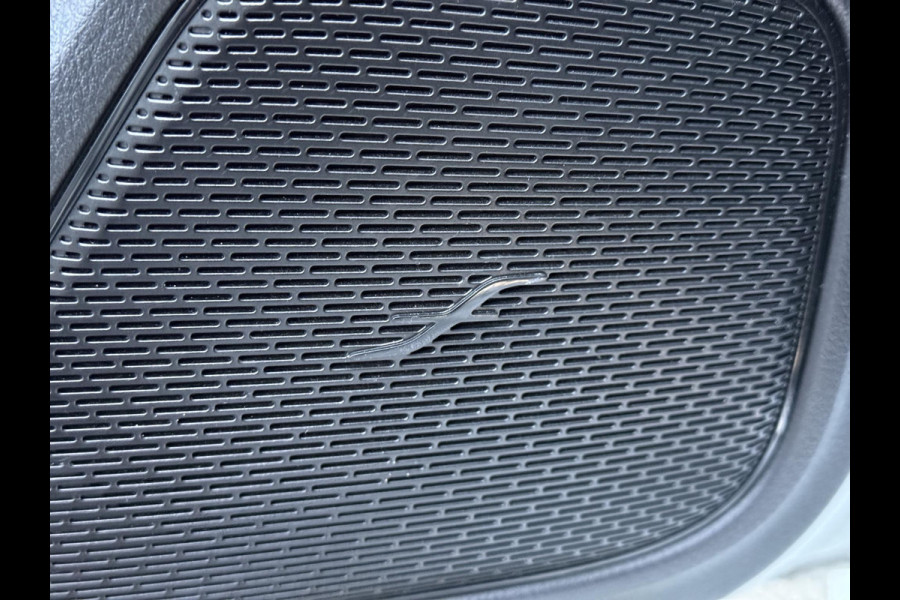 Mercedes-Benz CLA-Klasse 200 Aut AMG Sport Edition | Panorama | Trekhaak | Memory | Apple Carplay |