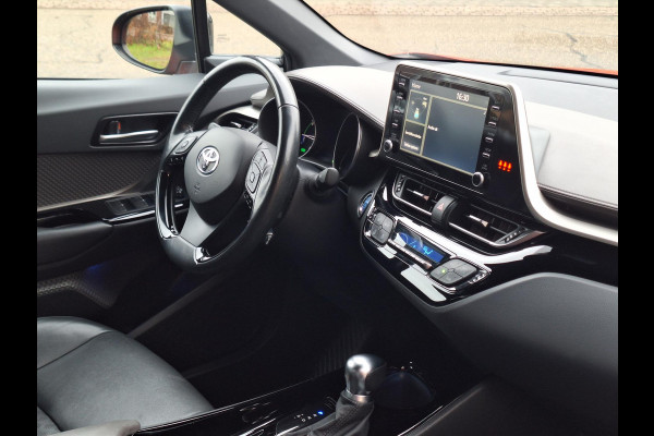 Toyota C-HR 2.0 Hybrid Launch Edition | Leer, Dodehoekherkenning, Parkeersensoren, Stoel + Stuurverwarming, Bi-Tone