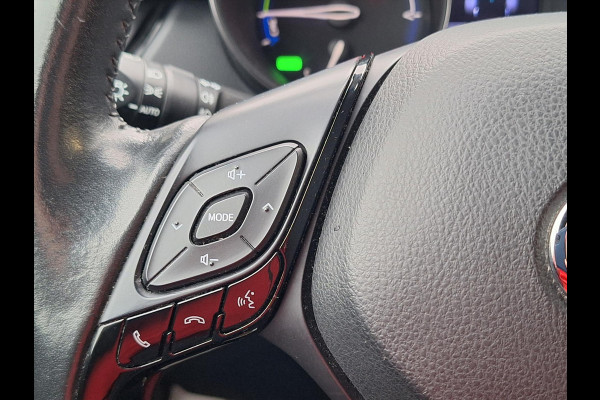 Toyota C-HR 2.0 Hybrid Launch Edition | Leer, Dodehoekherkenning, Parkeersensoren, Stoel + Stuurverwarming, Bi-Tone
