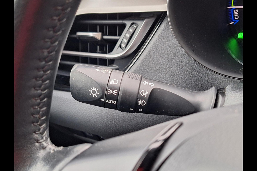 Toyota C-HR 2.0 Hybrid Launch Edition | Leer, Dodehoekherkenning, Parkeersensoren, Stoel + Stuurverwarming, Bi-Tone