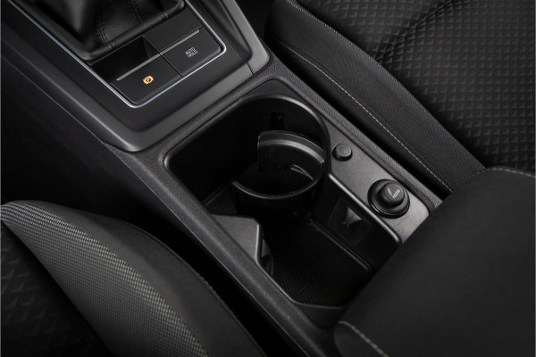 Volkswagen Golf 2.0 TDI Life LED-Privacy