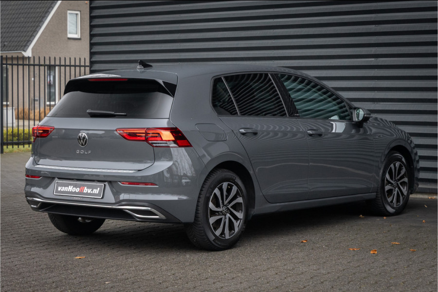 Volkswagen Golf 2.0 TDI Life LED-Privacy