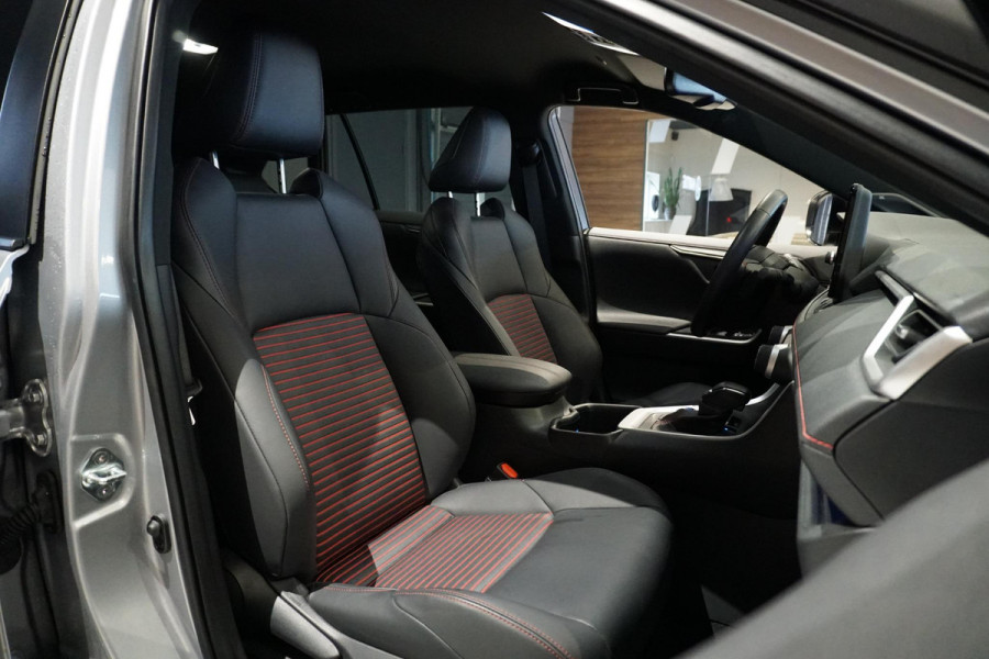 Toyota RAV4 2.5 Plug-in Hybrid AWD Bi-Tone Plus + DODEHOEK / JBL / 360 CAMERA