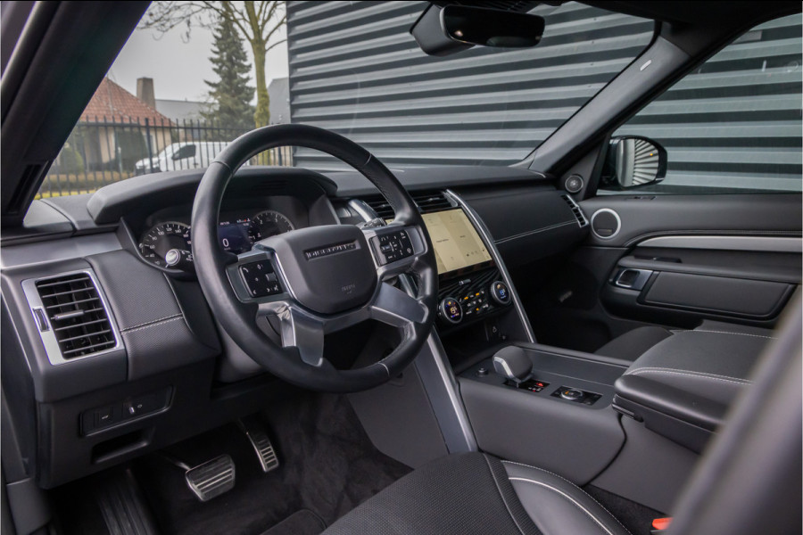 Land Rover Discovery 3.0 D300 Dynamic SE 7p. Black Pack - 21''