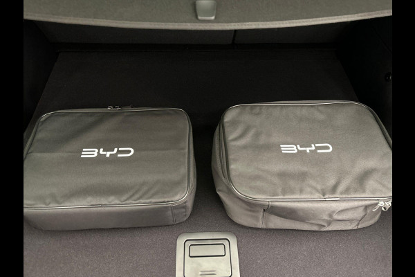 BYD SEAL U 1.5 DM-i FWD Boost PHEV ** 10 STUKS OP VOORRAAD ** 218PK Pano/Dak, Head/Up Adapt.Cruise/Control,360-Camera, NEW, BTW!!