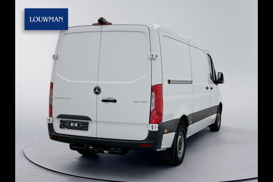 Mercedes-Benz Sprinter 319 1.9 Pro L2H1 3500kg trekhaak Distronic Navigatie Led Stoelverwarming Comfortstoel Betimmering