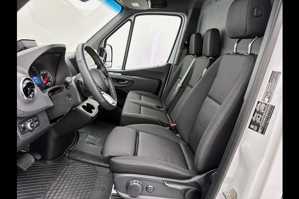 Mercedes-Benz Sprinter 319 1.9 Pro L2H1 3500kg trekhaak Distronic Navigatie Led Stoelverwarming Comfortstoel Betimmering