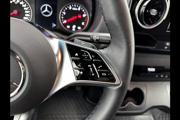 Mercedes-Benz Sprinter 319 1.9 Pro L2H1 3500kg trekhaak Distronic Navigatie Led Stoelverwarming Comfortstoel Betimmering