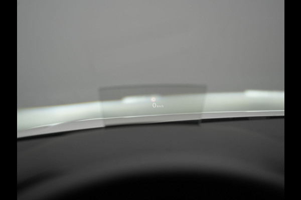 Volkswagen Tiguan 1.4 TSI eHybrid Elegance Plug In Hybrid 245pk Dealer O.H. PHEV | Trekhaak Af Fabriek | Adaptive Cruise | Head Up | Camera | Alcantara Comfortstoelen Verwarmd | Sfeerverlichting | IQ Light | Apple Carplay | Virtual | Blis | Navigatie | DAB |