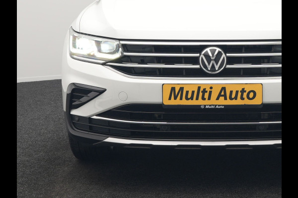 Volkswagen Tiguan 1.4 TSI eHybrid Elegance Plug In Hybrid 245pk Dealer O.H. PHEV | Trekhaak Af Fabriek | Adaptive Cruise | Head Up | Camera | Alcantara Comfortstoelen Verwarmd | Sfeerverlichting | IQ Light | Apple Carplay | Virtual | Blis | Navigatie | DAB |