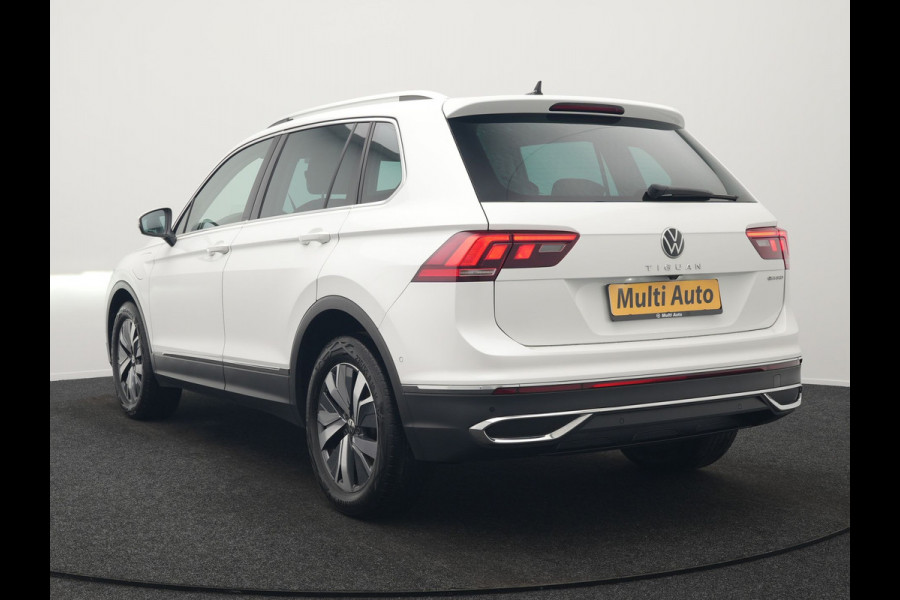 Volkswagen Tiguan 1.4 TSI eHybrid Elegance Plug In Hybrid 245pk Dealer O.H. PHEV | Trekhaak Af Fabriek | Adaptive Cruise | Head Up | Camera | Alcantara Comfortstoelen Verwarmd | Sfeerverlichting | IQ Light | Apple Carplay | Virtual | Blis | Navigatie | DAB |