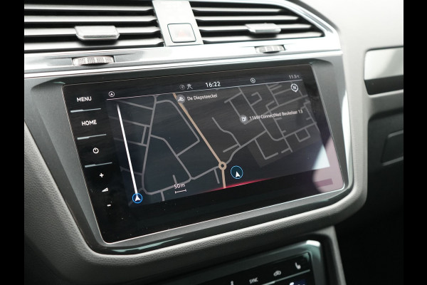 Volkswagen Tiguan 1.4 TSI eHybrid Elegance Plug In Hybrid 245pk Dealer O.H. PHEV | Trekhaak Af Fabriek | Adaptive Cruise | Head Up | Camera | Alcantara Comfortstoelen Verwarmd | Sfeerverlichting | IQ Light | Apple Carplay | Virtual | Blis | Navigatie | DAB |